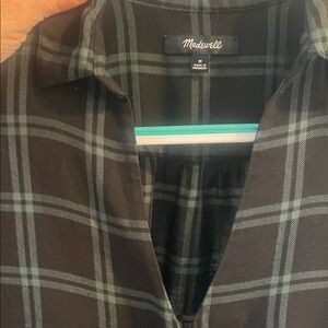Madewell Black and Gray Plaid Shirt size medium